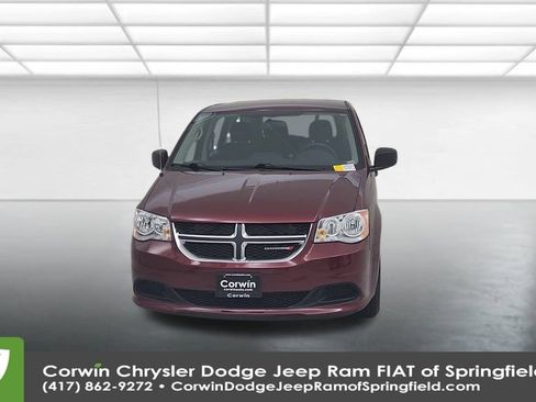 Used 2016 Dodge Grand Caravan American Value Package image 5