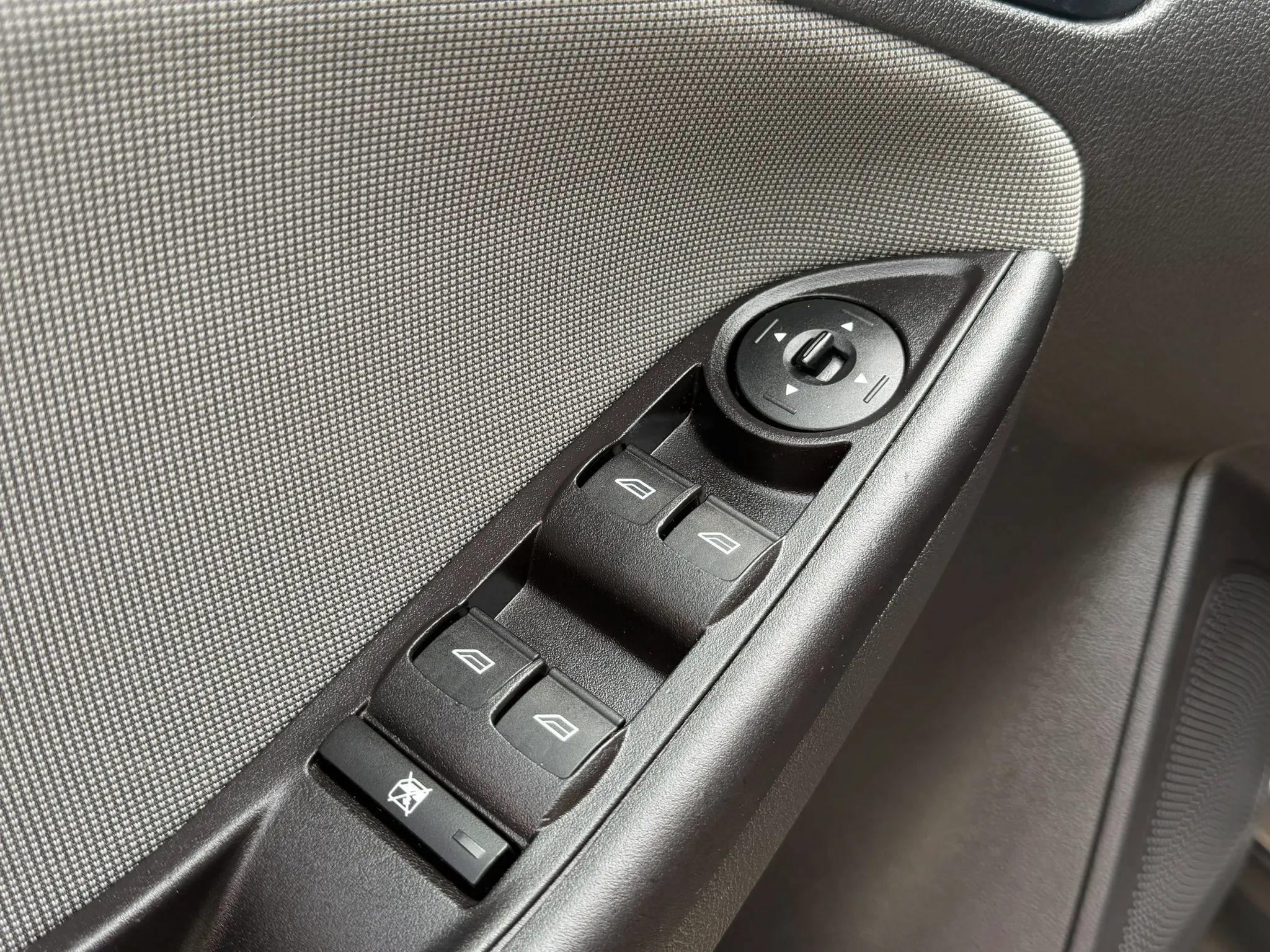 Used 2014 Ford Focus SE FWD image 13