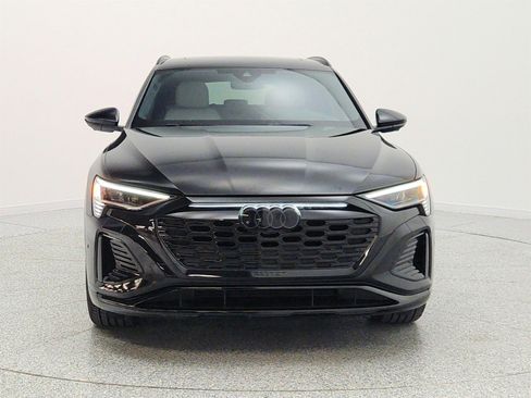 Used 2024 Audi Q8 e-tron Prestige w/ Prestige Package AWD/4WD image 2