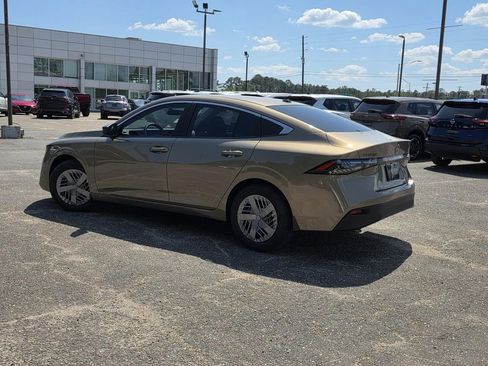 New 2026 Nissan Sentra SV FWD image 5