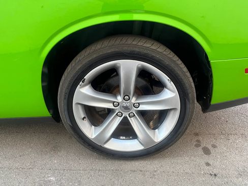 Used 2017 Dodge Challenger SXT w/ Super Sport Group (SS/T) RWD image 9