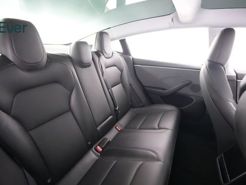 Used 2025 Tesla Model 3 Long Range RWD image 5