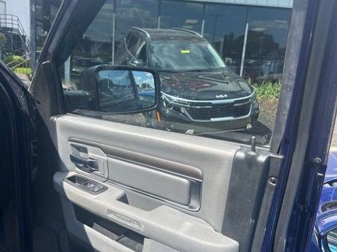 Used 2018 RAM 1500 Big Horn AWD/4WD image 3