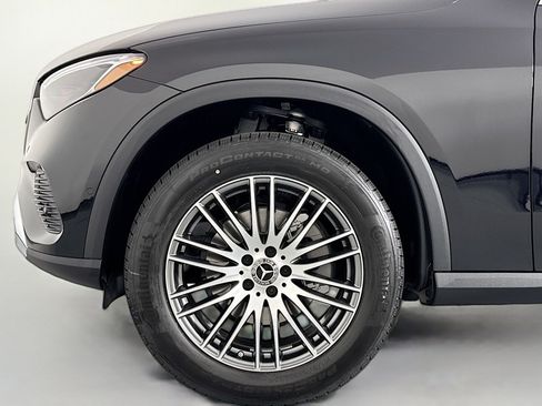 Certified 2026 Mercedes-Benz GLC 300 image 11