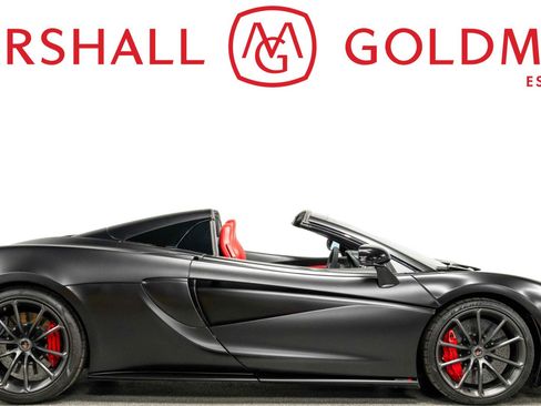 Used 2018 McLaren 570S Spider RWD image 38