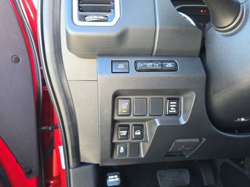 Used 2022 Nissan Frontier SV image 24