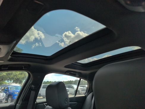 Certified 2025 Cadillac CT5 V w/ LPO, Blue Accent Package RWD image 13
