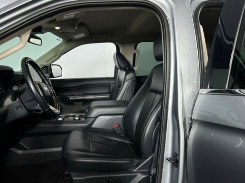 Used 2024 Ford Expedition Max XLT image 20