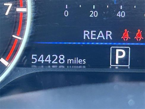 Used 2024 Nissan Altima 2.5 SV image 18