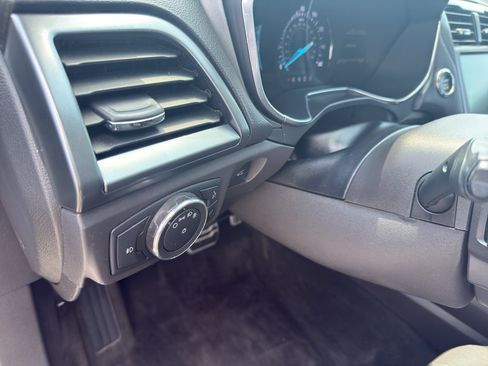 Used 2016 Ford Fusion Titanium FWD image 14
