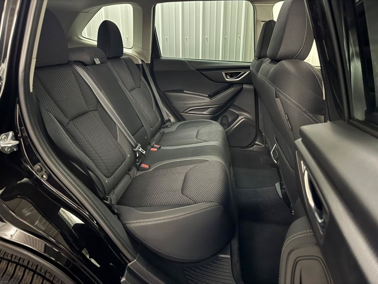 Used 2023 Subaru Forester Premium AWD/4WD image 10