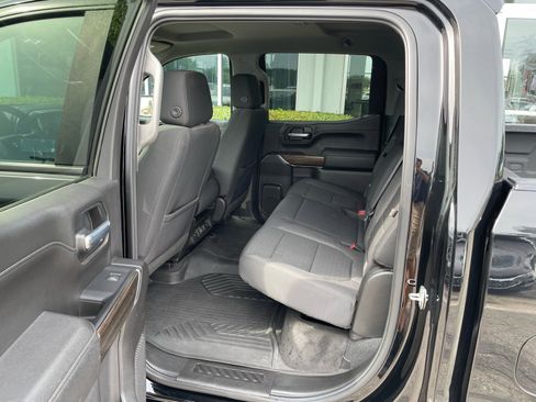 Used 2021 Chevrolet Silverado 1500 RST AWD/4WD image 5