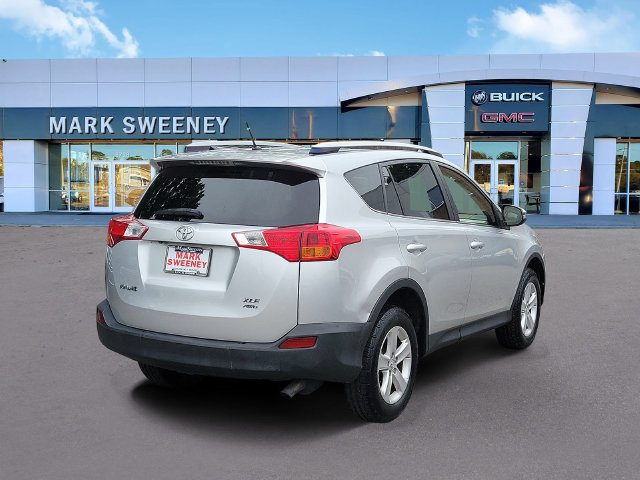 Used 2013 Toyota RAV4 XLE AWD/4WD image 30