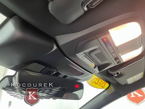 Certified 2025 Subaru Crosstrek 2.5i Sport w/ Crosstrek Mirror Package image 18