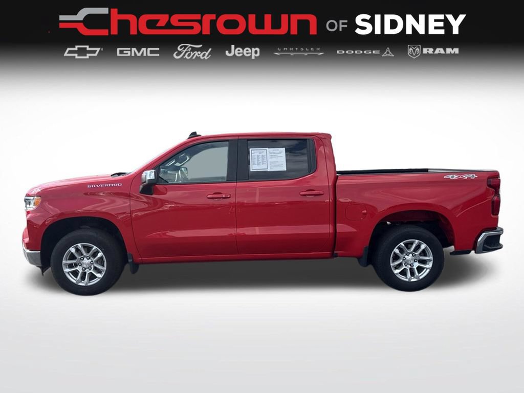 Used 2023 Chevrolet Silverado 1500 LT AWD/4WD image 2