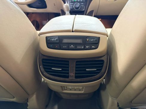 Used 2012 Acura MDX w/ Technology & Entertainment image 29