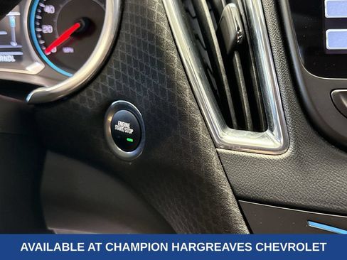 Used 2017 Chevrolet Malibu LT FWD image 22