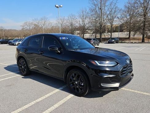 Used 2025 Honda HR-V Sport image 10