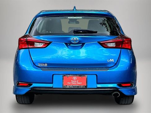 Used 2018 Toyota Corolla iM w/ All-Weather Mat Package image 6