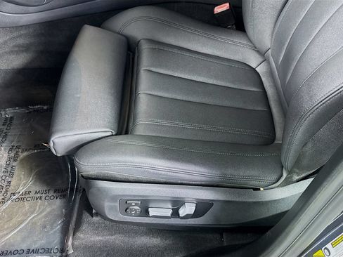 Used 2020 BMW X5 sDrive40i w/ Convenience Package RWD image 19
