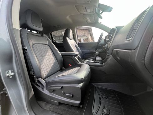 Used 2018 Chevrolet Colorado Z71 image 14