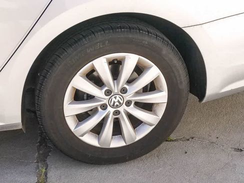 Used 2014 Volkswagen Passat 1.8T Wolfsburg Edition FWD image 6