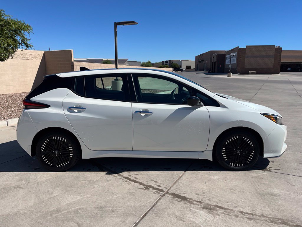Used 2025 Nissan Leaf SV Plus FWD image 7