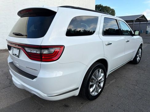 Used 2022 Dodge Durango Citadel RWD image 2