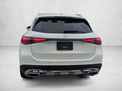 Used 2025 Mercedes-Benz GLC 300 image 7