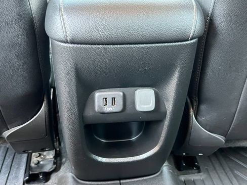 Used 2022 GMC Canyon Elevation w/ Elevation Premium Package AWD/4WD image 34