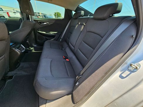 Used 2022 Chevrolet Malibu LT FWD image 26