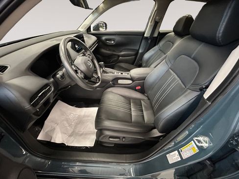 Certified 2024 Honda HR-V EX-L image 9