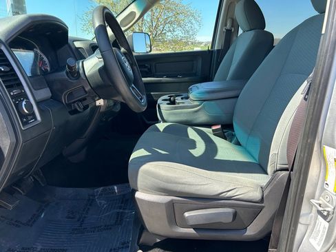 Used 2016 RAM 3500 Tradesman w/ Chrome Appearance Group image 9