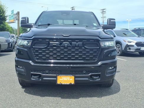 Used 2025 RAM 1500 Big Horn AWD/4WD image 2