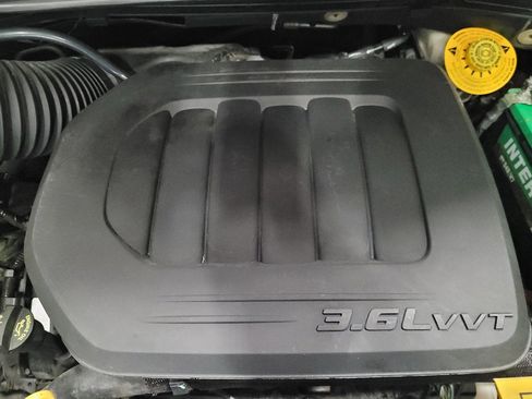 Used 2019 Dodge Grand Caravan GT FWD image 30