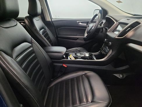 Used 2020 Ford Edge SEL w/ Cold Weather Package image 21