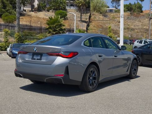 New 2026 BMW i4 eDrive40 w/ Premium Package RWD image 18