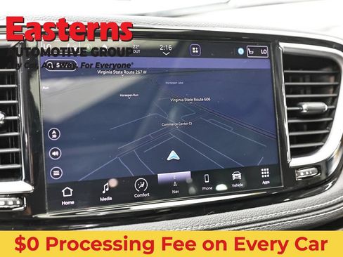 Used 2023 Chrysler Pacifica Limited FWD image 22
