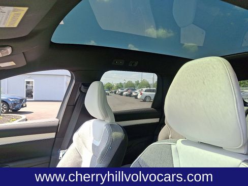 New 2025 Volvo EX90 Ultra image 14