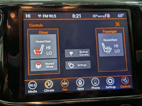 Used 2020 Jeep Grand Cherokee Limited image 28