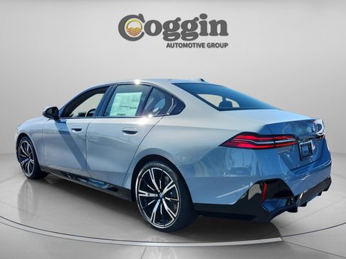 New 2026 BMW 530i w/ M Sport Package RWD image 4