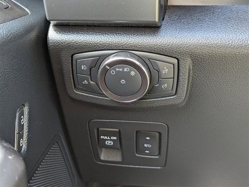 Used 2018 Ford F150 XLT w/ Equipment Group 302A Luxury image 13