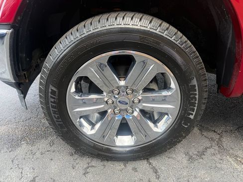Used 2018 Ford F150 Lariat w/ Equipment Group 502A Luxury AWD/4WD image 50