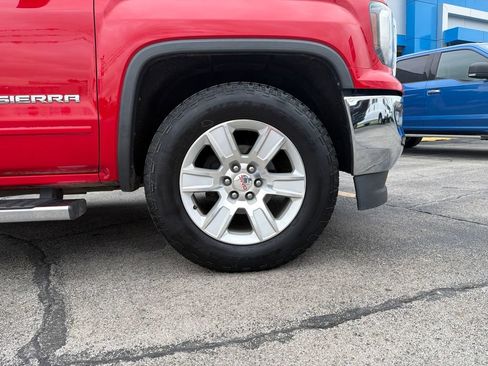 Used 2016 GMC Sierra 1500 SLE w/ SLE Value Package AWD/4WD image 3