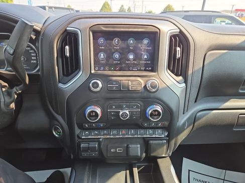Used 2021 GMC Sierra 1500 Denali w/ Denali Ultimate Package AWD/4WD image 24