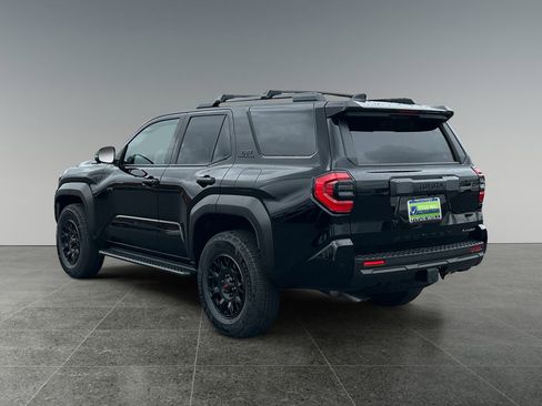 New 2026 Toyota 4Runner TRD Off-Road Premium AWD/4WD image 7