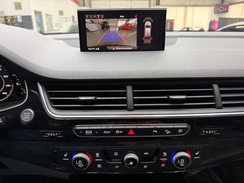 Used 2018 Audi Q7 3.0T Premium Plus w/ Premium Plus Package AWD/4WD image 29