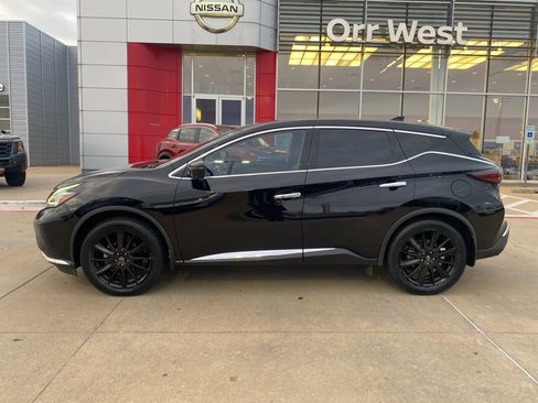 Used 2023 Nissan Murano SL w/ SL Moonroof Package image 2