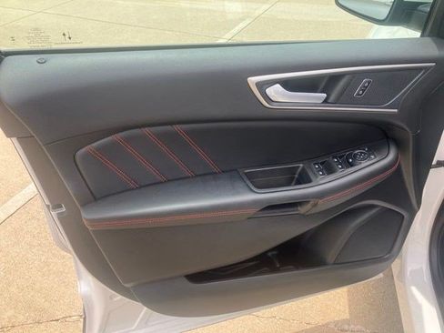 Used 2023 Ford Edge ST-Line AWD/4WD image 10