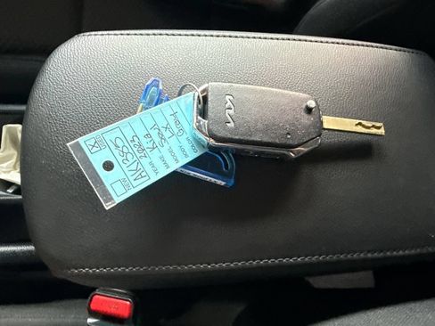 Used 2023 Kia Soul LX FWD image 14